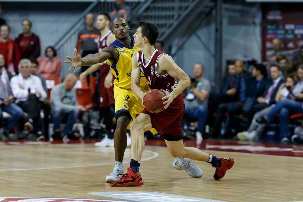 以联促国 以联促国