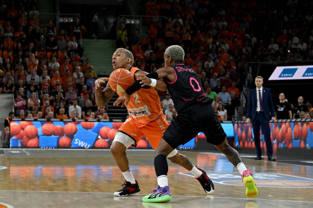 某地通过将 某地通过将