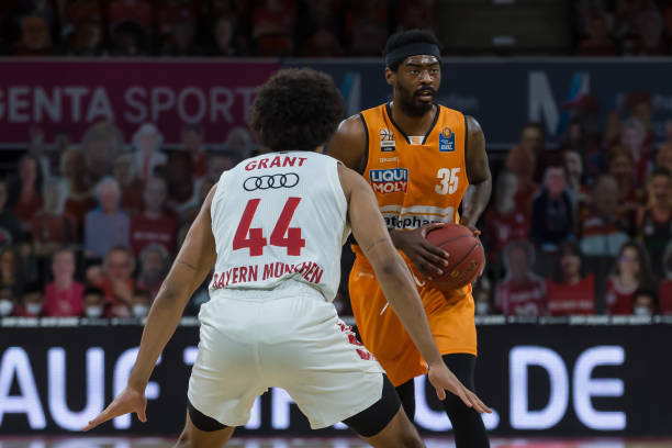 还能通过球 还能通过球